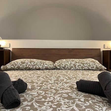 الشقق الفندقية بولونيافي  Santo Stefano Loft المظهر الخارجي الصورة