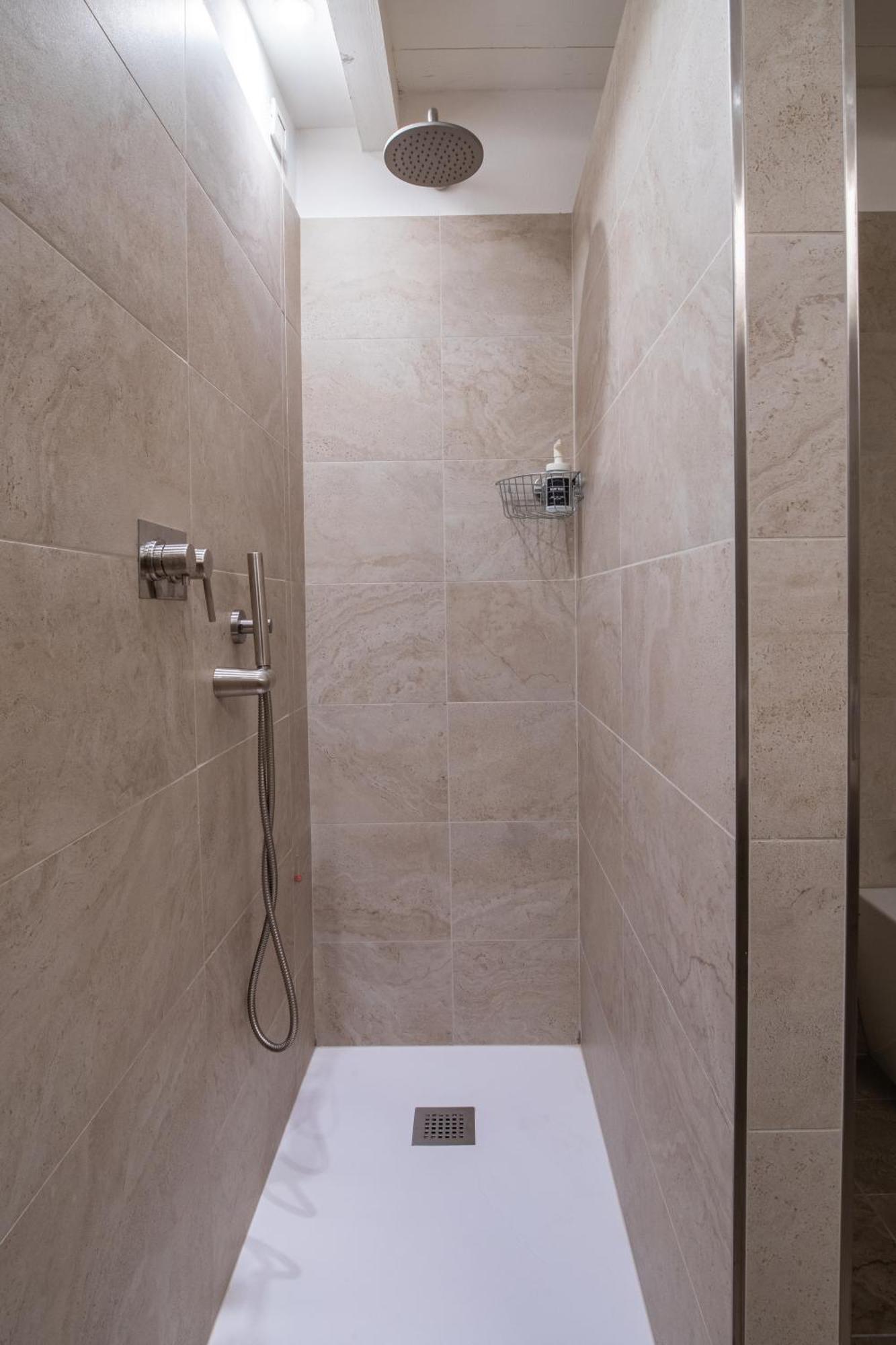 الشقق الفندقية بولونيافي  Santo Stefano Loft المظهر الخارجي الصورة