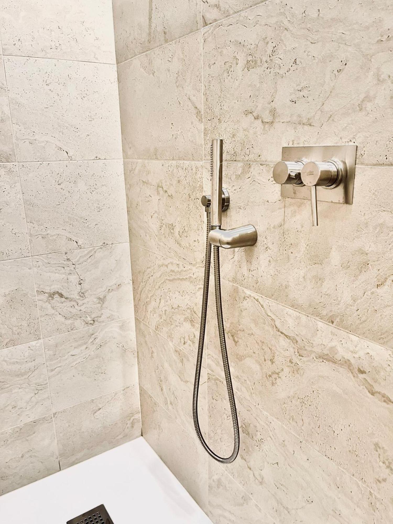 الشقق الفندقية بولونيافي  Santo Stefano Loft المظهر الخارجي الصورة